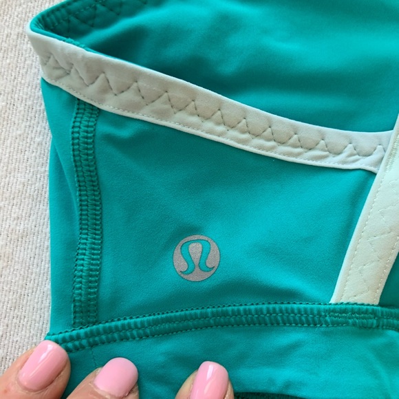 Lululemon sports bra - Picture 5 of 5